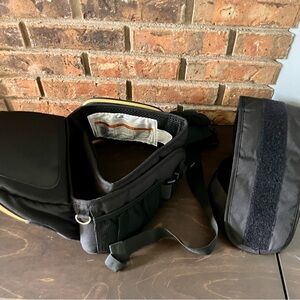 Tushbaby hip carrier with matching extender included